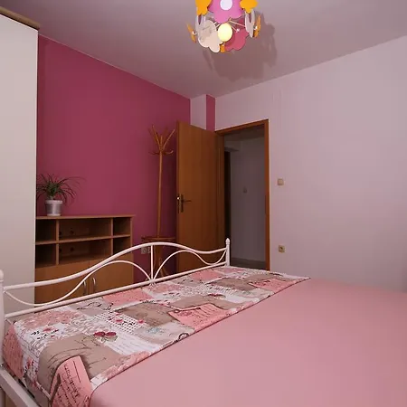 Apartment Lara Kastel Novi Exterior photo